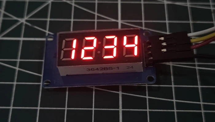 Image showing the number is displayed on the TM1637 4 Digit 7 Segment display module.